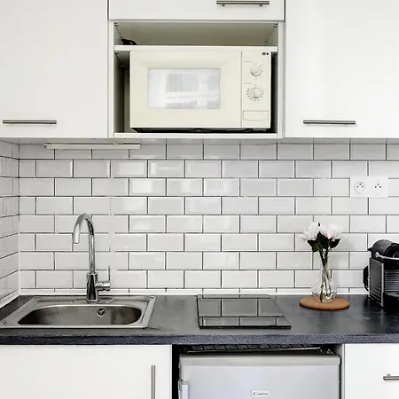 Appartement Bnbnova - Cozy Near Eiffel Tower & Invalides & Seine Paris