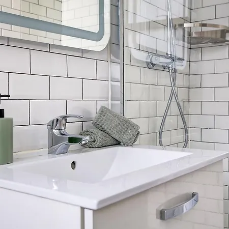 Appartement Bnbnova - Cozy Near Eiffel Tower & Invalides & Seine Paris